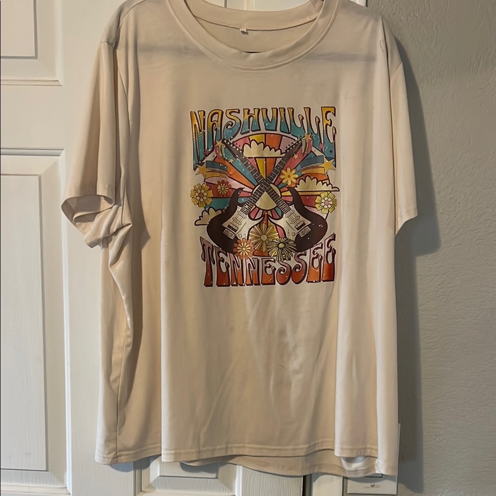 Nashville Graphic Tee